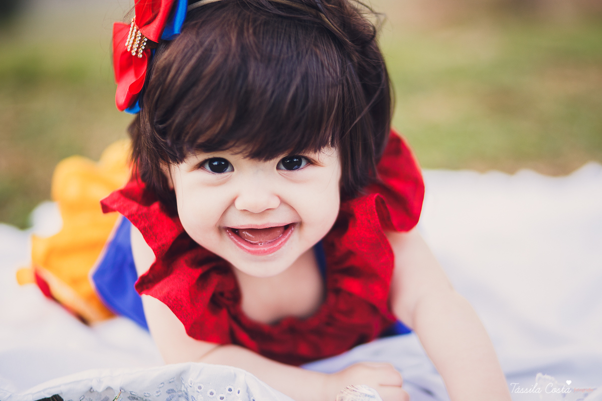 fotografia de família em Vitória ES, Praia de Camburi, Virótia ES, fotos de família, fotógrafa de familias em Vitória ES, fotos profissionais, Tássila Costa fotografia, papais de primeira viagem, acompanhamento fotográfico em Vitória, pais de menina, ES