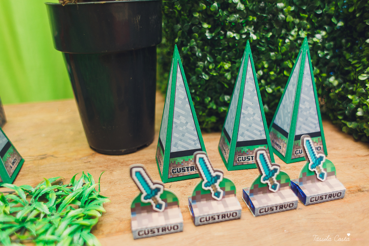 Festa de menino no tema minecreft, no cerimonial Oficina de Festas, na Praia da Costa, fotografia de aniversario infantil na Praia da Costa, festa de menino em cerimonial, mãe de menino, decor diferente para menino, 6 anos, festa para 6 anos, decoração 