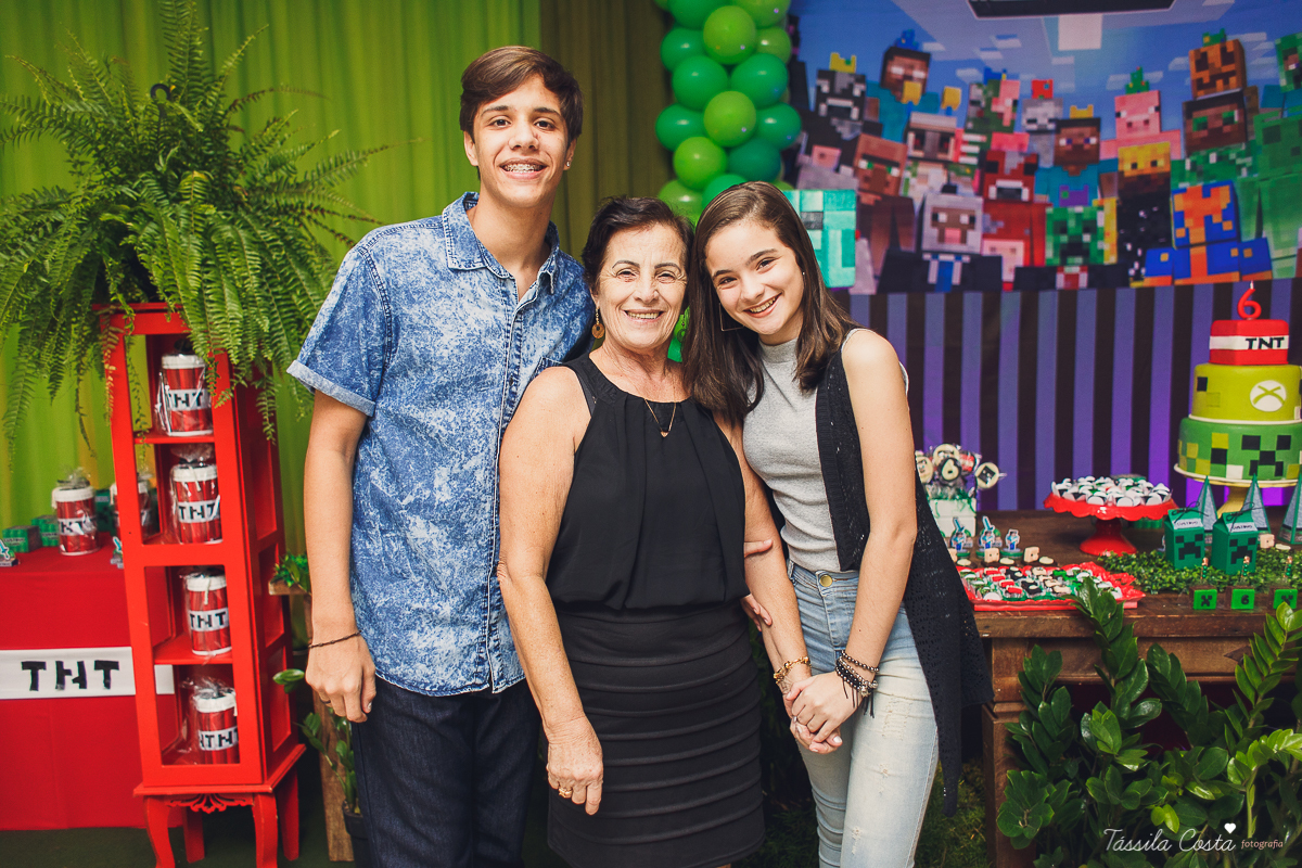 Festa de menino no tema minecreft, no cerimonial Oficina de Festas, na Praia da Costa, fotografia de aniversario infantil na Praia da Costa, festa de menino em cerimonial, mãe de menino, decor diferente para menino, 6 anos, festa para 6 anos, decoração 