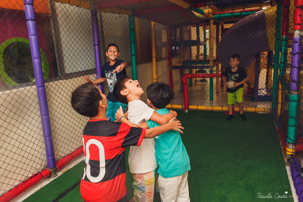 Festa de menino no tema minecreft, no cerimonial Oficina de Festas, na Praia da Costa, fotografia de aniversario infantil na Praia da Costa, festa de menino em cerimonial, mãe de menino, decor diferente para menino, 6 anos, festa para 6 anos, decoração 