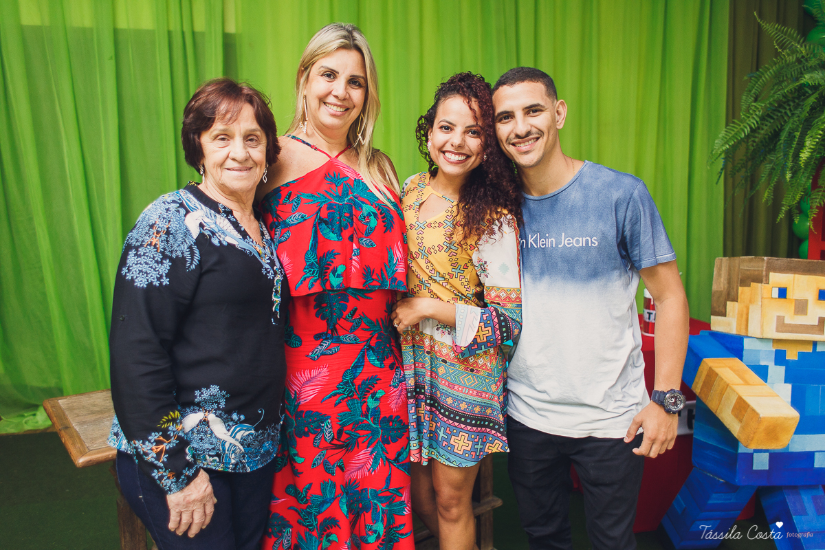 Festa de menino no tema minecreft, no cerimonial Oficina de Festas, na Praia da Costa, fotografia de aniversario infantil na Praia da Costa, festa de menino em cerimonial, mãe de menino, decor diferente para menino, 6 anos, festa para 6 anos, decoração 