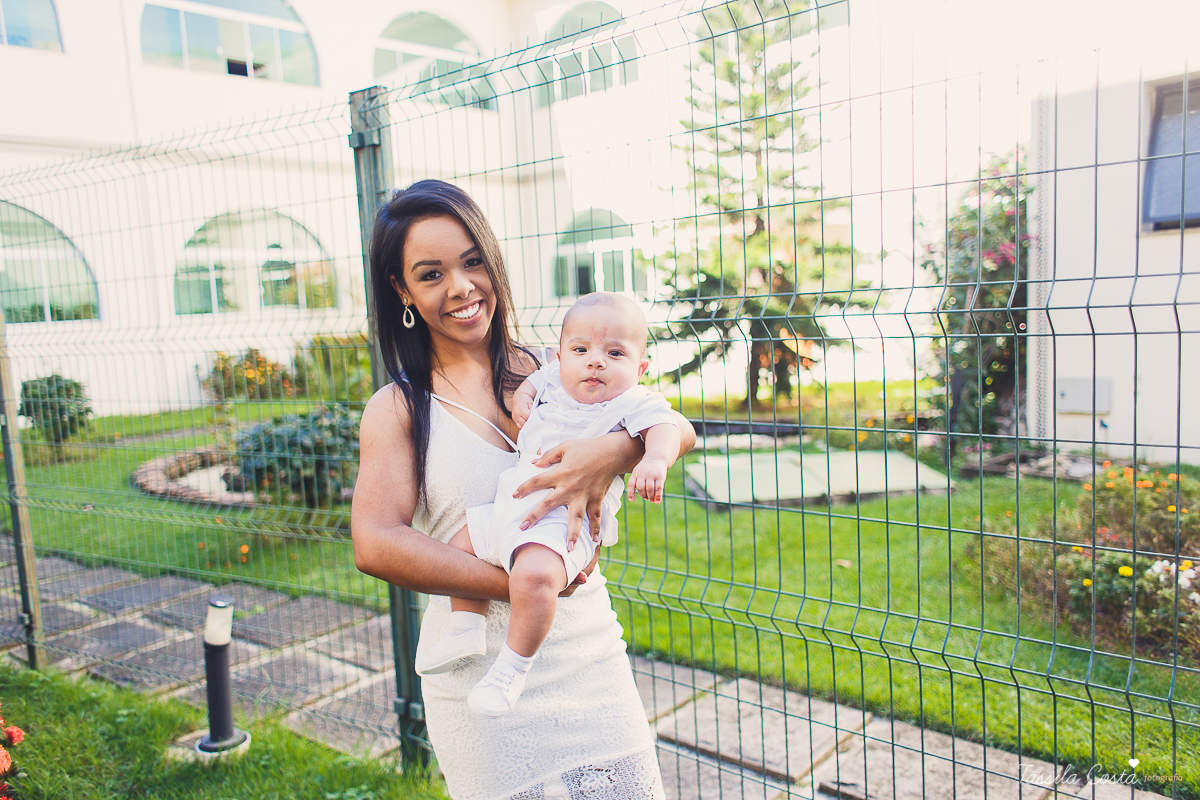 fotos de batizado no santuário de vila velha, família linda, batizando o filho Gabriel, look para batizado, fotos na hora do batizado, aonde batizar meu filho em Vila Velha ES, Santuário de Vila Velha, próximo ao terminal de Vila Velha, família católica