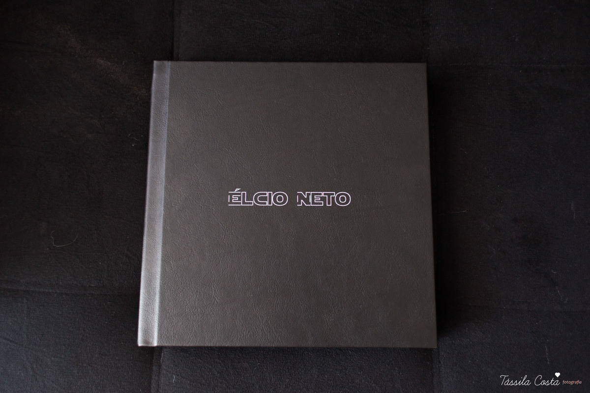 álbum lindo no tema star wars, fotos de álbum de aniversário, diagramação de álbuns em Vila Velha ES, As Meninas Locações, fotos de aniversário no tema star wars, tássila costa fotografia, Silvia Bloise decoração, festa de menino