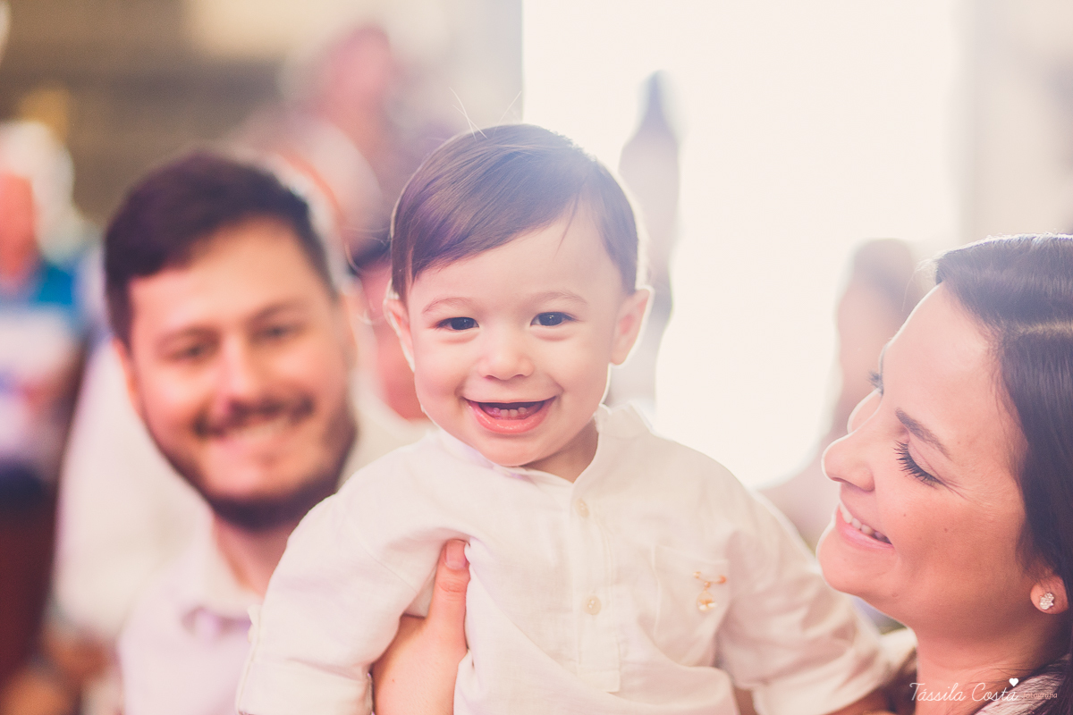 batizado de Anônio Delboni, filho do cirurgião plástico Pablo Delboni, na Catedral Metropolitana de Vitória, fotos de batizado em uma igreja em Vitória ES, fotografia de família em Vitória ES, Tássila Costa fotografia, batizados na Catedral