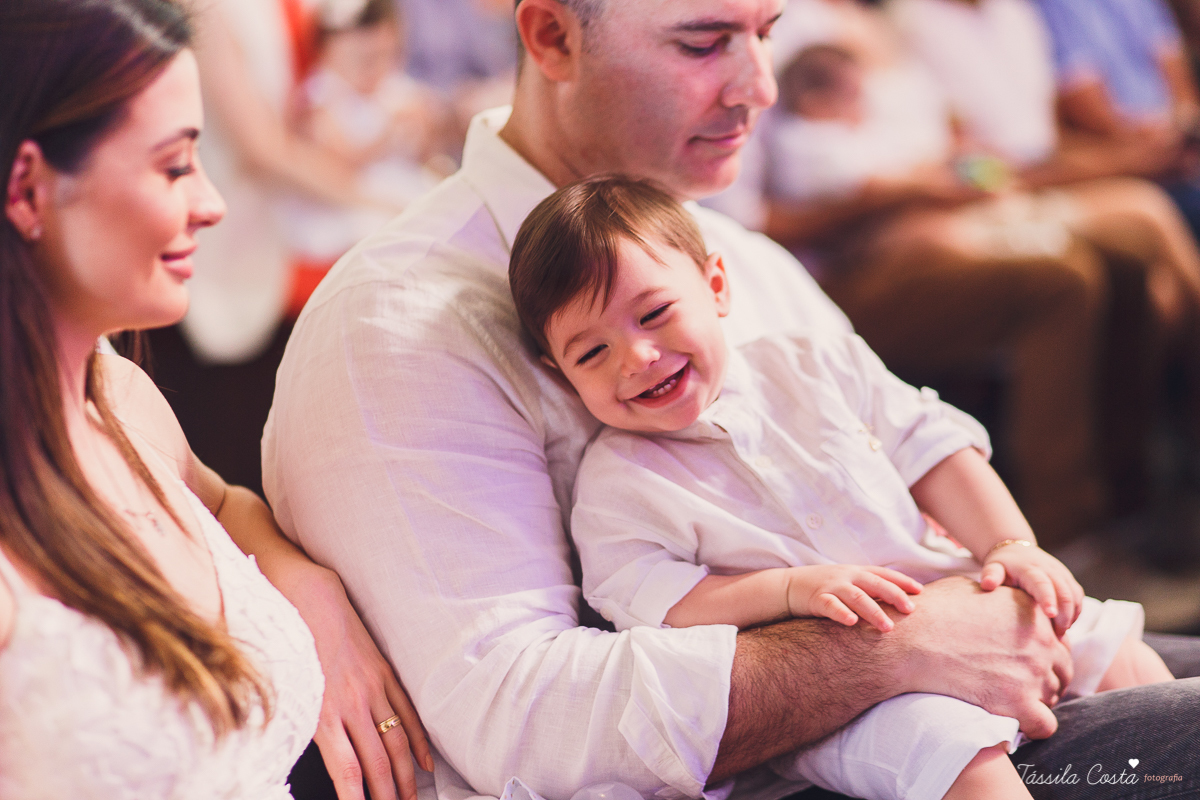 batizado de Anônio Delboni, filho do cirurgião plástico Pablo Delboni, na Catedral Metropolitana de Vitória, fotos de batizado em uma igreja em Vitória ES, fotografia de família em Vitória ES, Tássila Costa fotografia, batizados na Catedral
