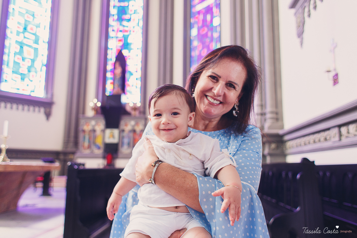 batizado de Anônio Delboni, filho do cirurgião plástico Pablo Delboni, na Catedral Metropolitana de Vitória, fotos de batizado em uma igreja em Vitória ES, fotografia de família em Vitória ES, Tássila Costa fotografia, batizados na Catedral