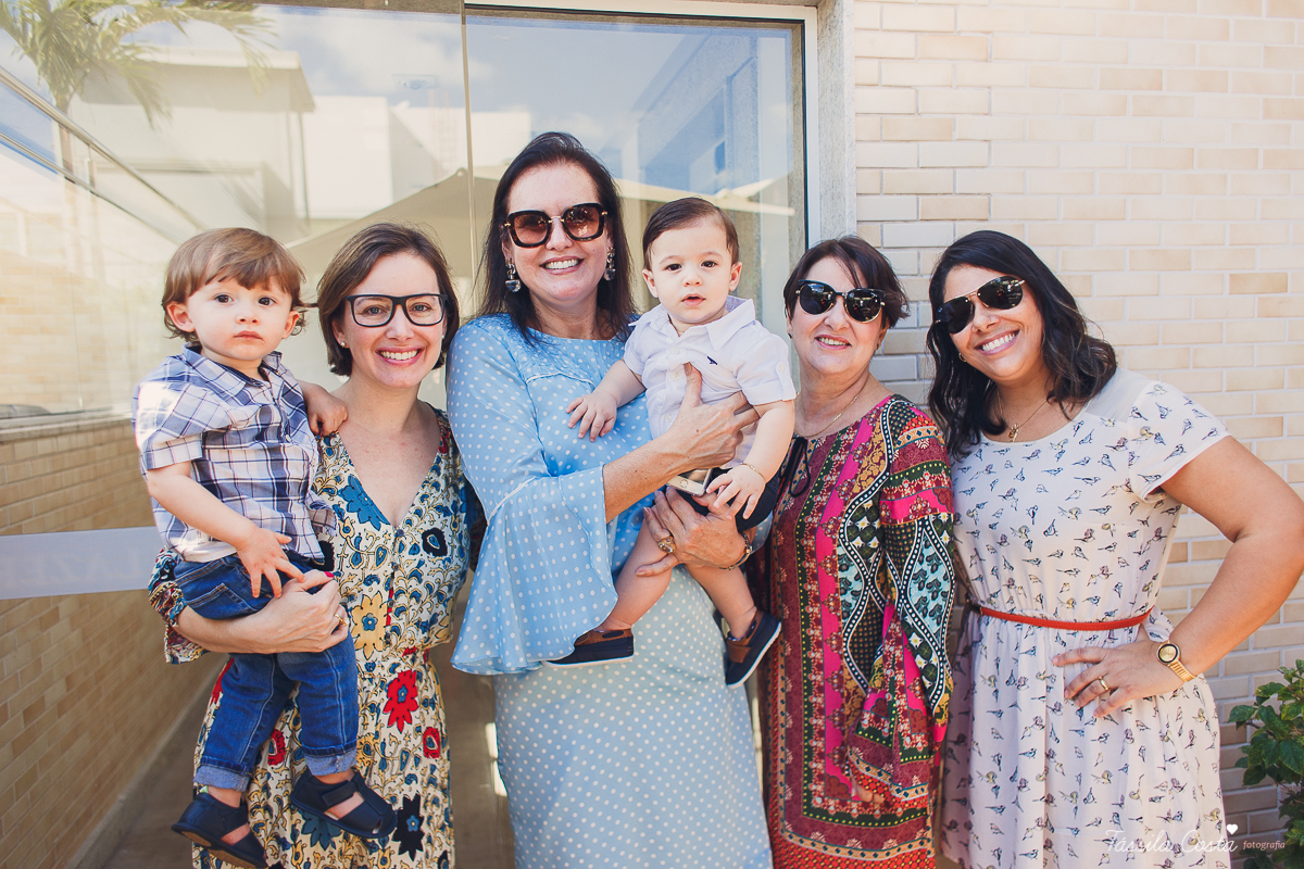 batizado de Anônio Delboni, filho do cirurgião plástico Pablo Delboni, na Catedral Metropolitana de Vitória, fotos de batizado em uma igreja em Vitória ES, fotografia de família em Vitória ES, Tássila Costa fotografia, batizados na Catedral