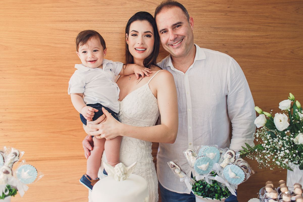 batizado de Anônio Delboni, filho do cirurgião plástico Pablo Delboni, na Catedral Metropolitana de Vitória, fotos de batizado em uma igreja em Vitória ES, fotografia de família em Vitória ES, Tássila Costa fotografia, batizados na Catedral