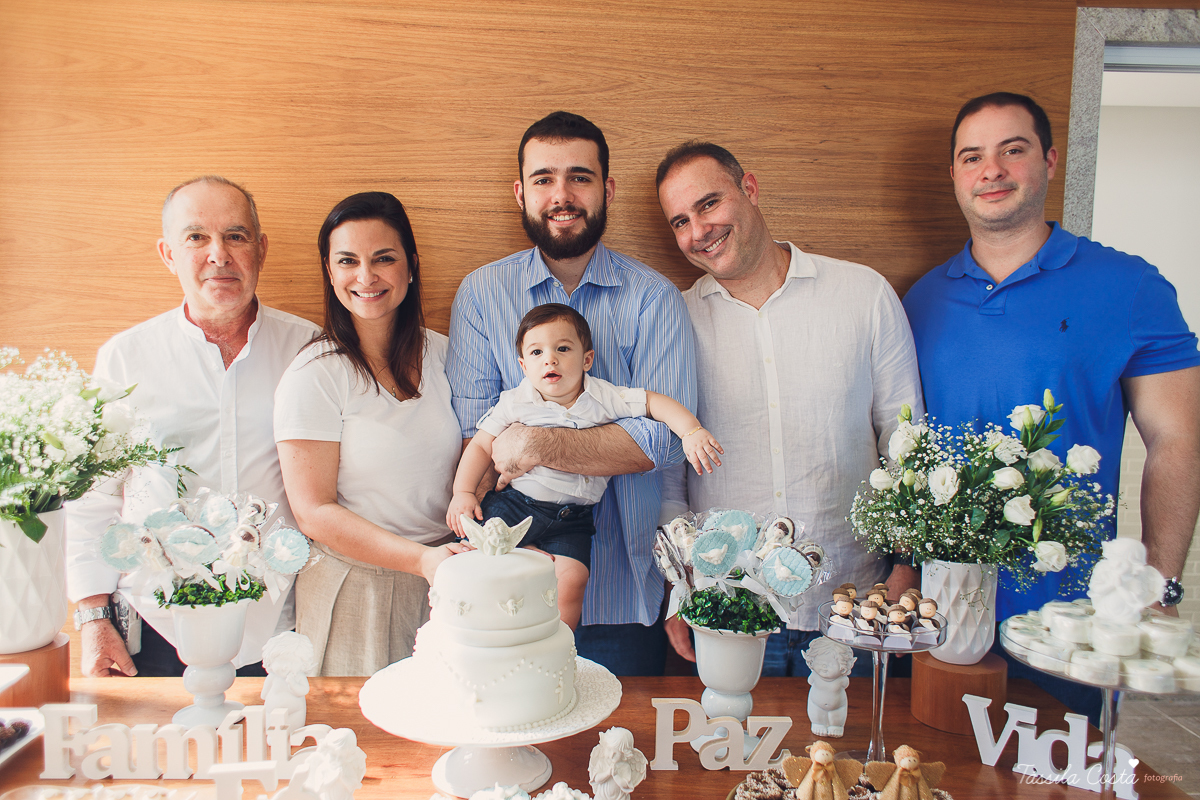 batizado de Anônio Delboni, filho do cirurgião plástico Pablo Delboni, na Catedral Metropolitana de Vitória, fotos de batizado em uma igreja em Vitória ES, fotografia de família em Vitória ES, Tássila Costa fotografia, batizados na Catedral