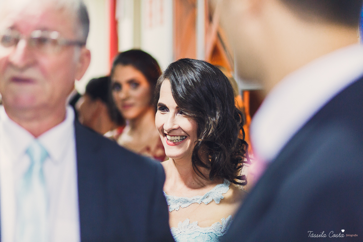 casamento na igreja Batista em Campo Grande, Kaio e Marina, noivos batistas, casamento batista, casamento depois de 10 anos de namoro, fotografia de casamento em Cariacica, casamento na igreja, fotos de casamento na Igreja Batista, mãe da noiva, 