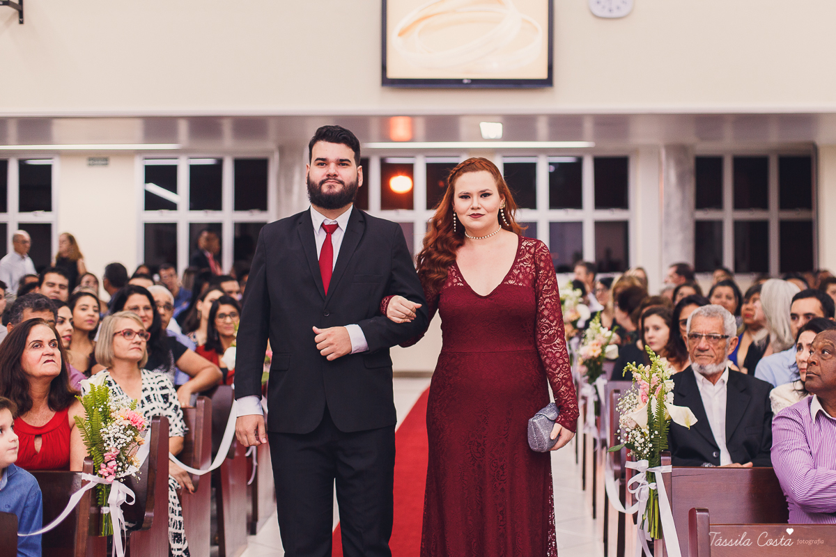 casamento na igreja Batista em Campo Grande, Kaio e Marina, noivos batistas, casamento batista, casamento depois de 10 anos de namoro, fotografia de casamento em Cariacica, casamento na igreja, fotos de casamento na Igreja Batista, mãe da noiva, 