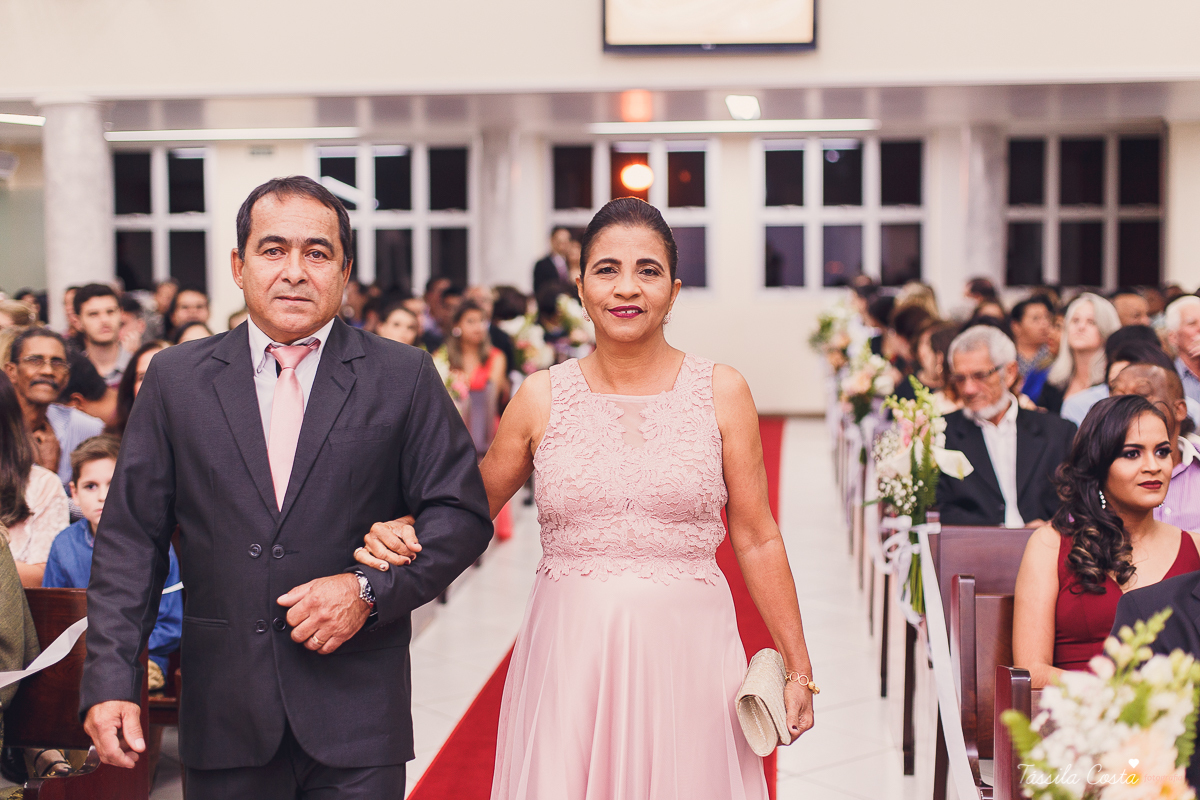 casamento na igreja Batista em Campo Grande, Kaio e Marina, noivos batistas, casamento batista, casamento depois de 10 anos de namoro, fotografia de casamento em Cariacica, casamento na igreja, fotos de casamento na Igreja Batista, mãe da noiva, 