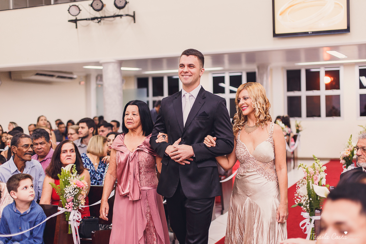 casamento na igreja Batista em Campo Grande, Kaio e Marina, noivos batistas, casamento batista, casamento depois de 10 anos de namoro, fotografia de casamento em Cariacica, casamento na igreja, fotos de casamento na Igreja Batista, mãe da noiva, 