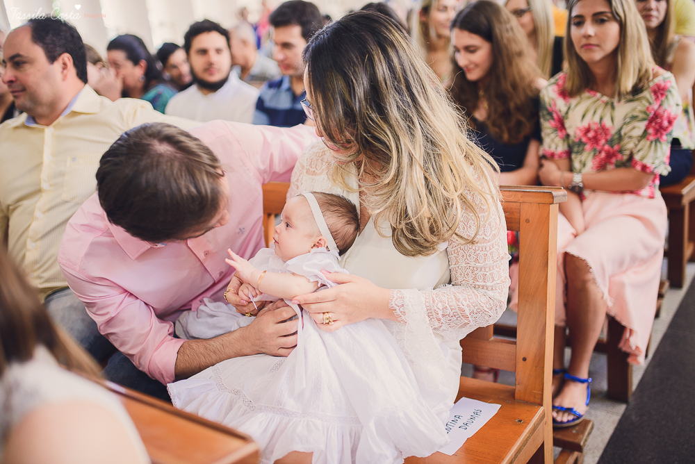 tassila costa, tassila costa fotografia, tassila costa fotografa, tassila foto, fotografia em vitoria, fotografo em vitoria es, espirito santo, batismo, batizado, igreja catolica, paroquia em vitoria, paroquia sao camilo, batizado em vitoria, batizado da 