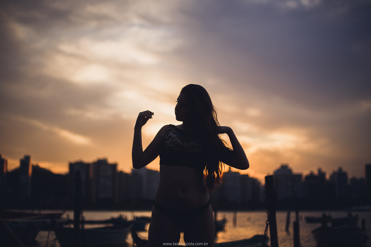 fotos lindas de 15 anos, debutante, Ilha do Frade, fotos feitas na praia, em Vitória ES, Tássila Costa fotografia, looks lindos para 15 anos