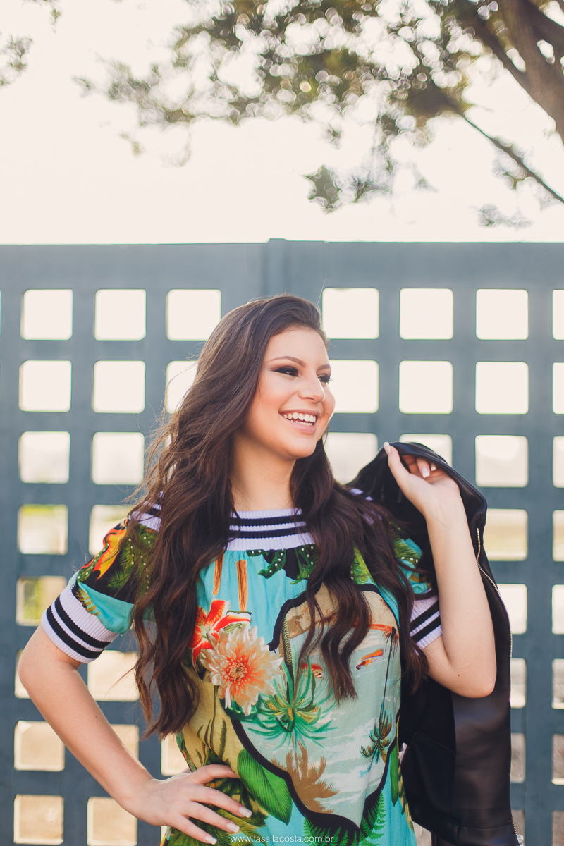 fotos lindas de 15 anos, debutante, Ilha do Frade, fotos feitas na praia, em Vitória ES, Tássila Costa fotografia, looks lindos para 15 anos