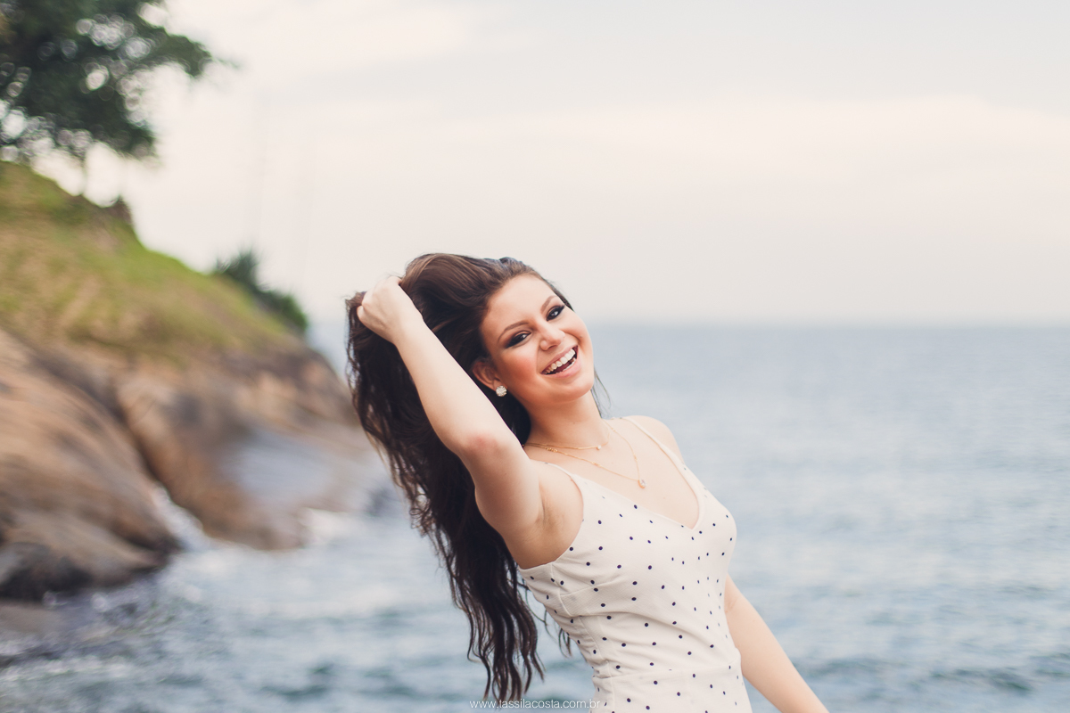 fotos lindas de 15 anos, debutante, Ilha do Frade, fotos feitas na praia, em Vitória ES, Tássila Costa fotografia, looks lindos para 15 anos