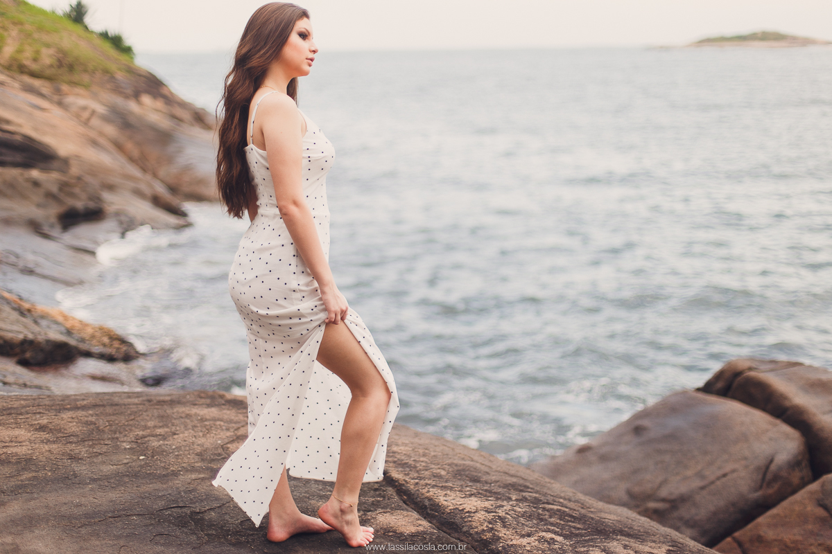 fotos lindas de 15 anos, debutante, Ilha do Frade, fotos feitas na praia, em Vitória ES, Tássila Costa fotografia, looks lindos para 15 anos