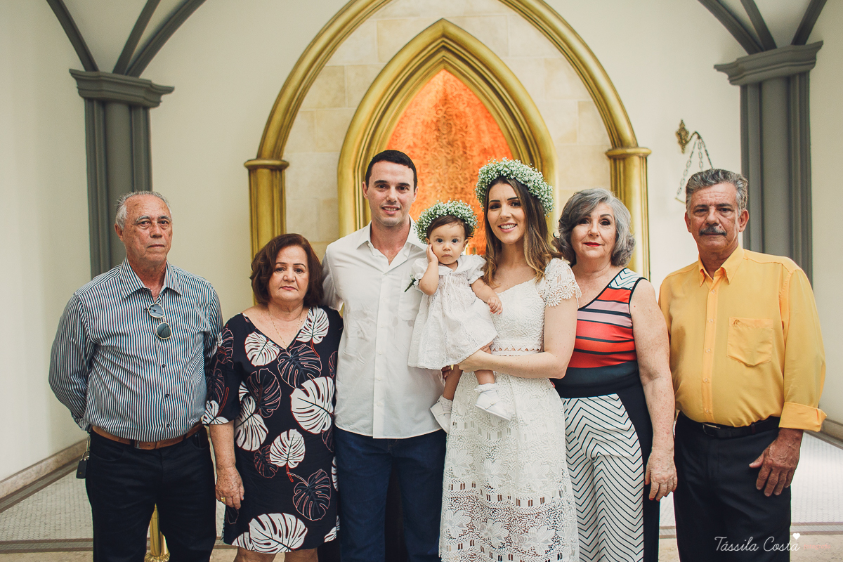 batizado no sábado de manhã, na catedral metropolitana de vitória, batizado individual, igreja católica para batizar em vitória, fotografia de batizado, registro de batizado, fotos para vida, look para batizado, o que vestir no dia do batizado da filha