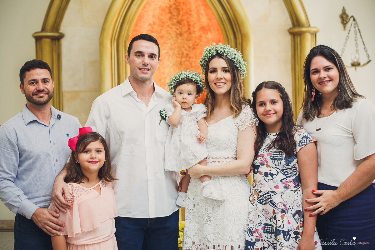 batizado no sábado de manhã, na catedral metropolitana de vitória, batizado individual, igreja católica para batizar em vitória, fotografia de batizado, registro de batizado, fotos para vida, look para batizado, o que vestir no dia do batizado da filha