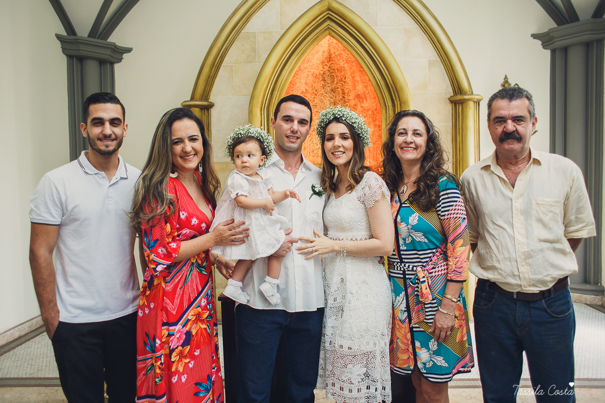 batizado no sábado de manhã, na catedral metropolitana de vitória, batizado individual, igreja católica para batizar em vitória, fotografia de batizado, registro de batizado, fotos para vida, look para batizado, o que vestir no dia do batizado da filha