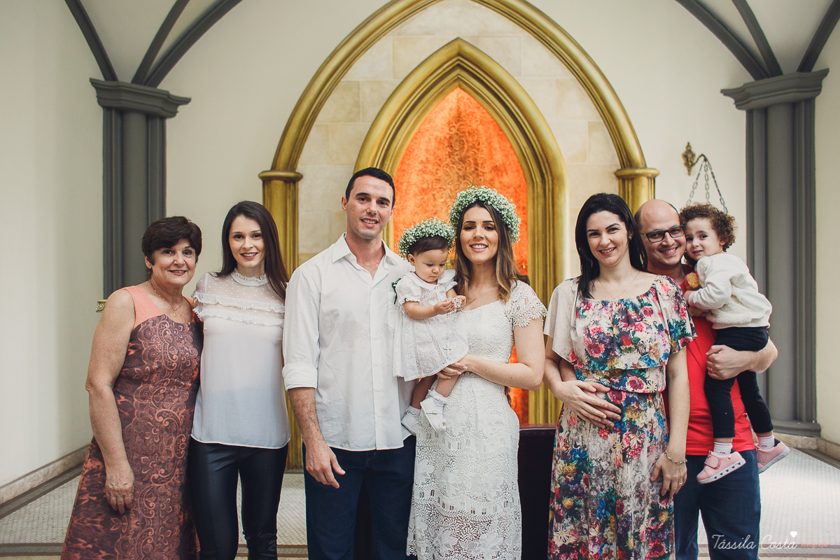 batizado no sábado de manhã, na catedral metropolitana de vitória, batizado individual, igreja católica para batizar em vitória, fotografia de batizado, registro de batizado, fotos para vida, look para batizado, o que vestir no dia do batizado da filha