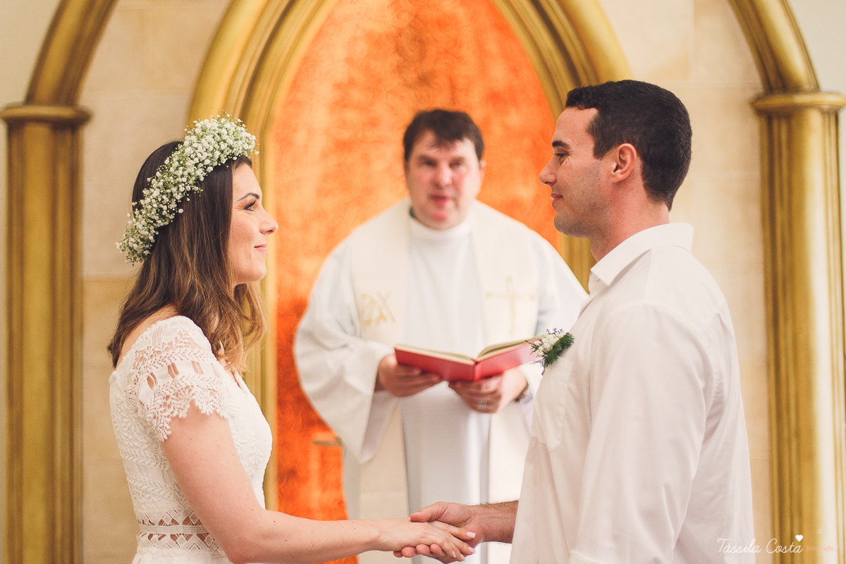 batizado no sábado de manhã, na catedral metropolitana de vitória, batizado individual, igreja católica para batizar em vitória, fotografia de batizado, registro de batizado, fotos para vida, look para batizado, o que vestir no dia do batizado da filha