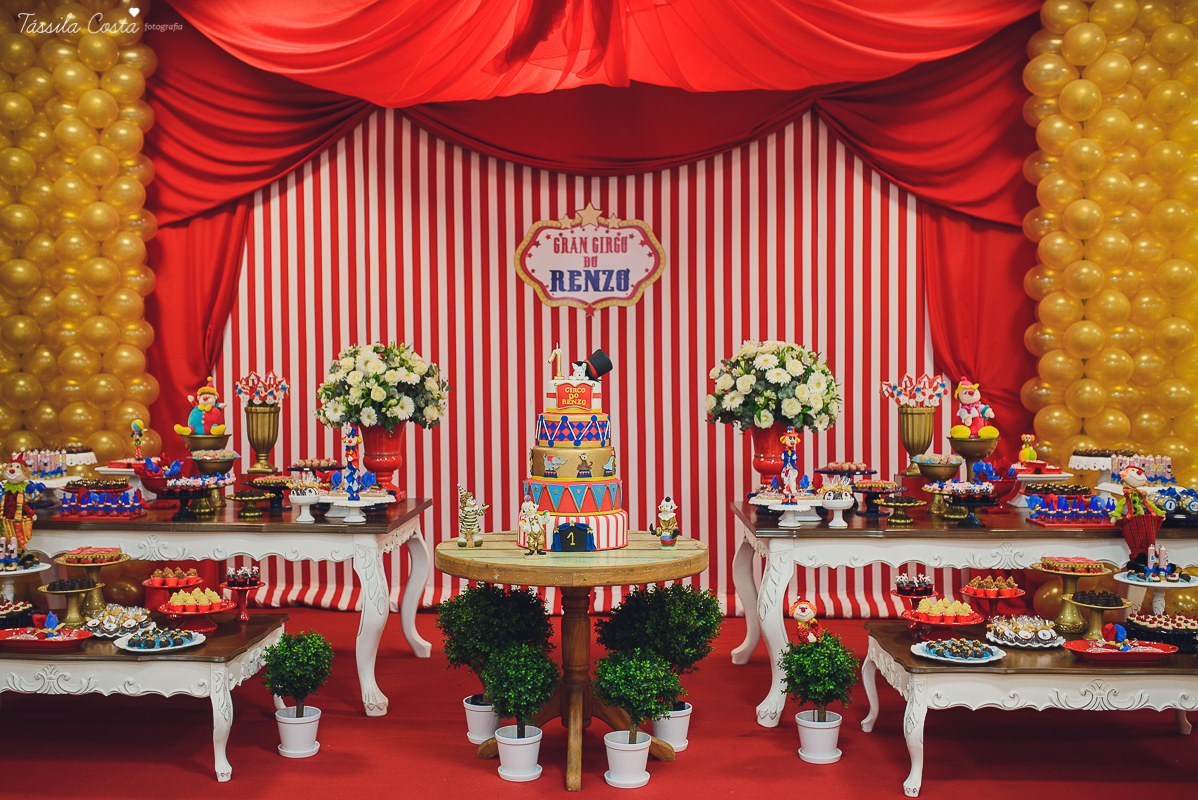 tássila costa, fotografia de evento, festa infantil, aniversário infantil em vila velha, festa linda no cerimonial o mais legal, festa no O Mais Legal, aniversário de menino, tema circo, aniversário em Vitória ES, fotos 