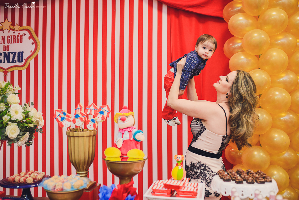 tássila costa, fotografia de evento, festa infantil, aniversário infantil em vila velha, festa linda no cerimonial o mais legal, festa no O Mais Legal, aniversário de menino, tema circo, aniversário em Vitória ES, fotos 