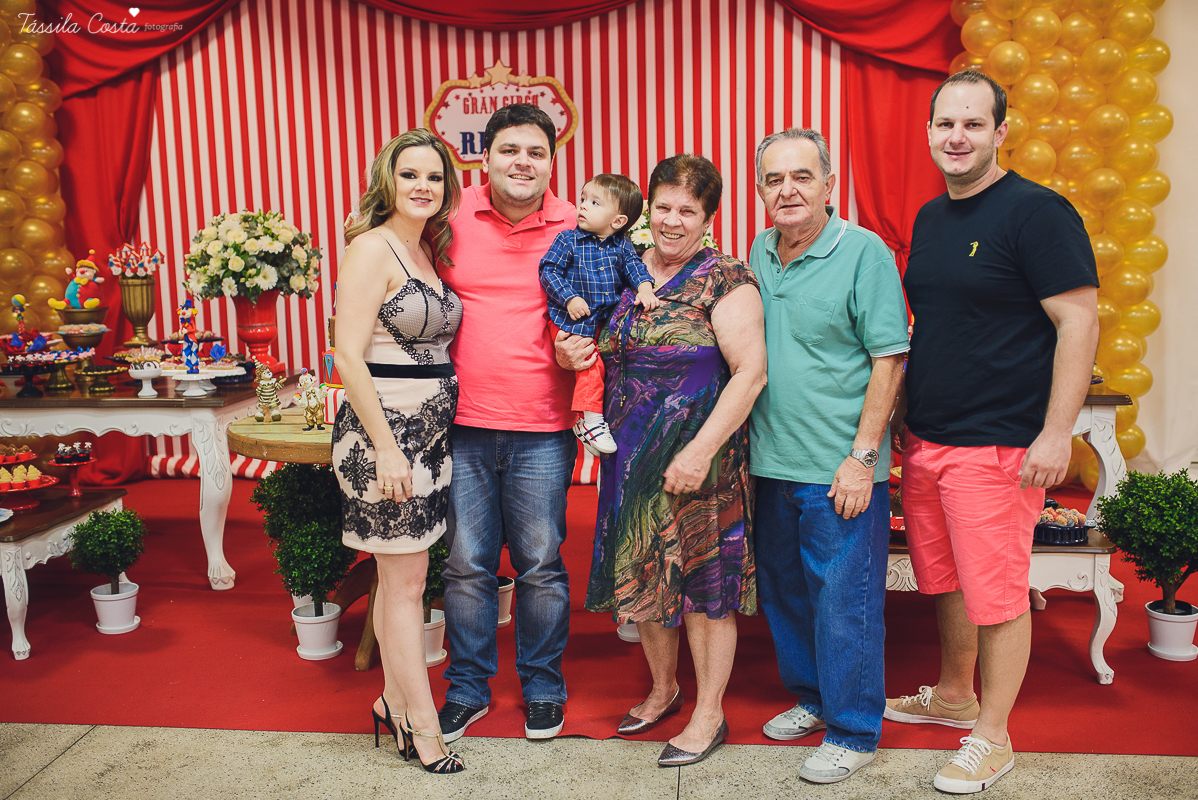 tássila costa, fotografia de evento, festa infantil, aniversário infantil em vila velha, festa linda no cerimonial o mais legal, festa no O Mais Legal, aniversário de menino, tema circo, aniversário em Vitória ES, fotos 