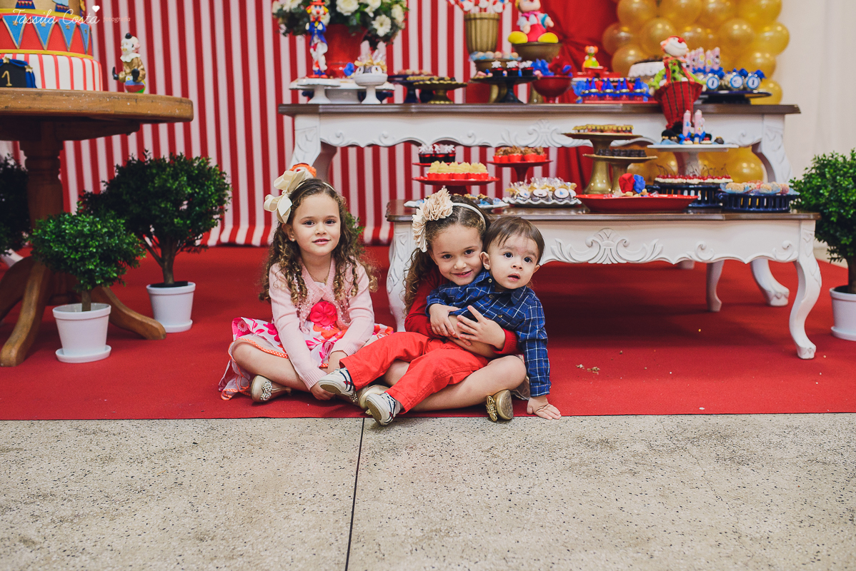 tássila costa, fotografia de evento, festa infantil, aniversário infantil em vila velha, festa linda no cerimonial o mais legal, festa no O Mais Legal, aniversário de menino, tema circo, aniversário em Vitória ES, fotos 