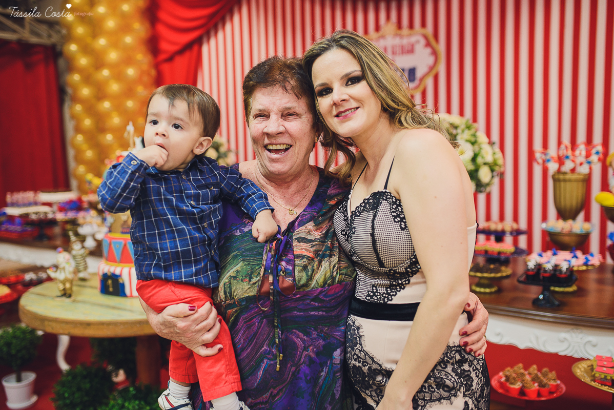 tássila costa, fotografia de evento, festa infantil, aniversário infantil em vila velha, festa linda no cerimonial o mais legal, festa no O Mais Legal, aniversário de menino, tema circo, aniversário em Vitória ES, fotos 