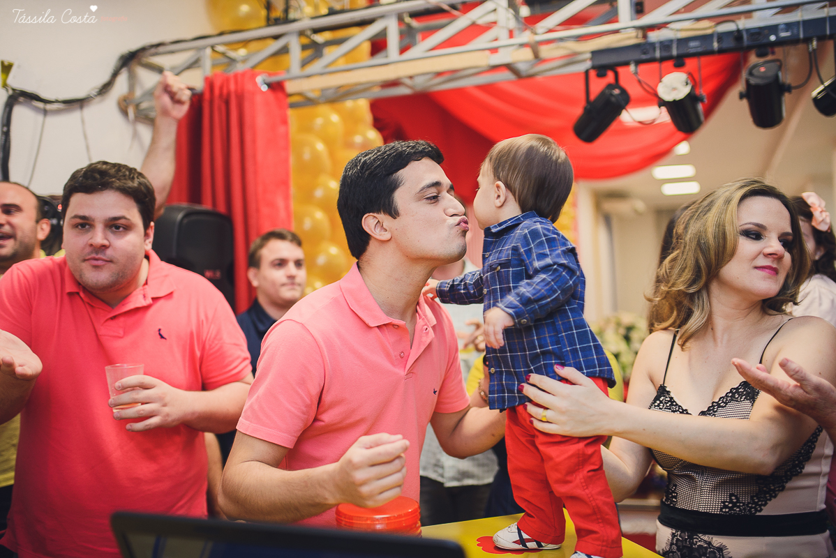 tássila costa, fotografia de evento, festa infantil, aniversário infantil em vila velha, festa linda no cerimonial o mais legal, festa no O Mais Legal, aniversário de menino, tema circo, aniversário em Vitória ES, fotos 