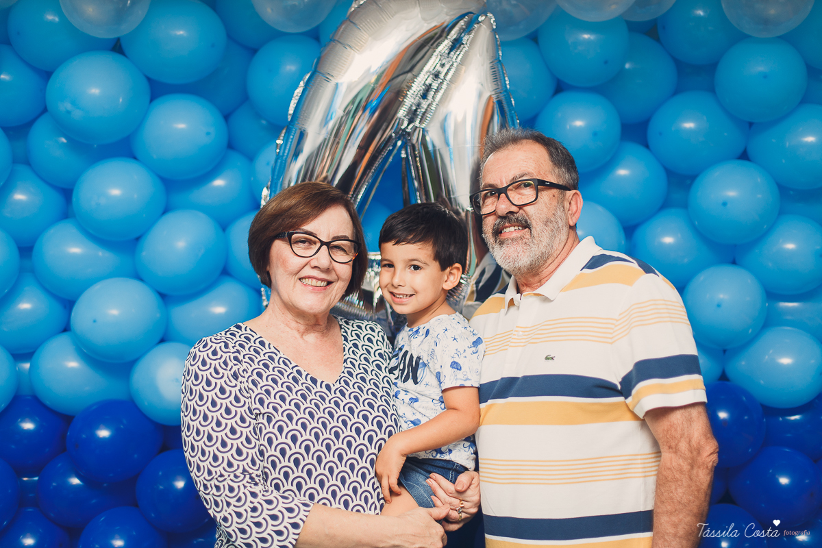 festa super animada em vitoria es, the little gym, enseada do suá, fotografia de festa infantil, tassila costa 