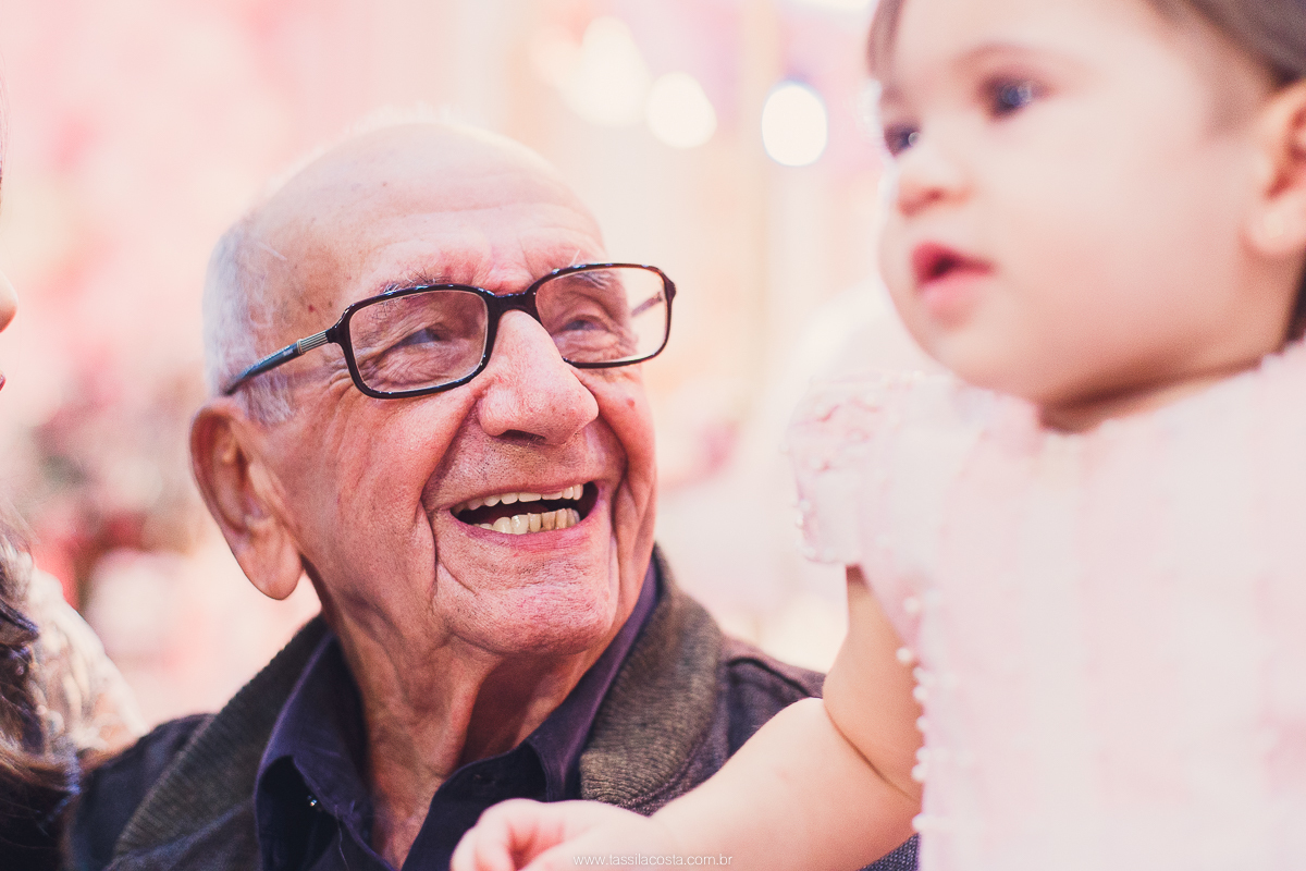 festa de menina no tema Carrossel, festa linda em vitória ES, cerimonial lindo em Vitória ES, fotografia de festa infantil, fotógrafa profissional de festa infantil, amo festas, cidade linda e festeira, Maya 1 ano, papais que amam festa, le Infance do ES