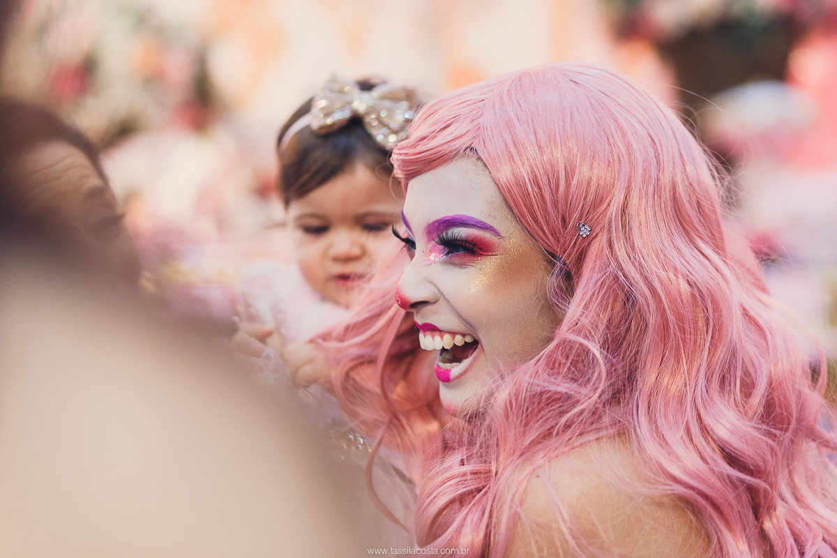 festa de menina no tema Carrossel, festa linda em vitória ES, cerimonial lindo em Vitória ES, fotografia de festa infantil, fotógrafa profissional de festa infantil, amo festas, cidade linda e festeira, Maya 1 ano, papais que amam festa, le Infance do ES