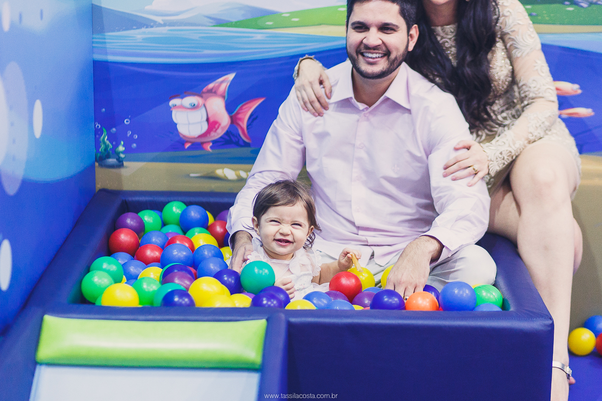 festa de menina no tema Carrossel, festa linda em vitória ES, cerimonial lindo em Vitória ES, fotografia de festa infantil, fotógrafa profissional de festa infantil, amo festas, cidade linda e festeira, Maya 1 ano, papais que amam festa, le Infance do ES