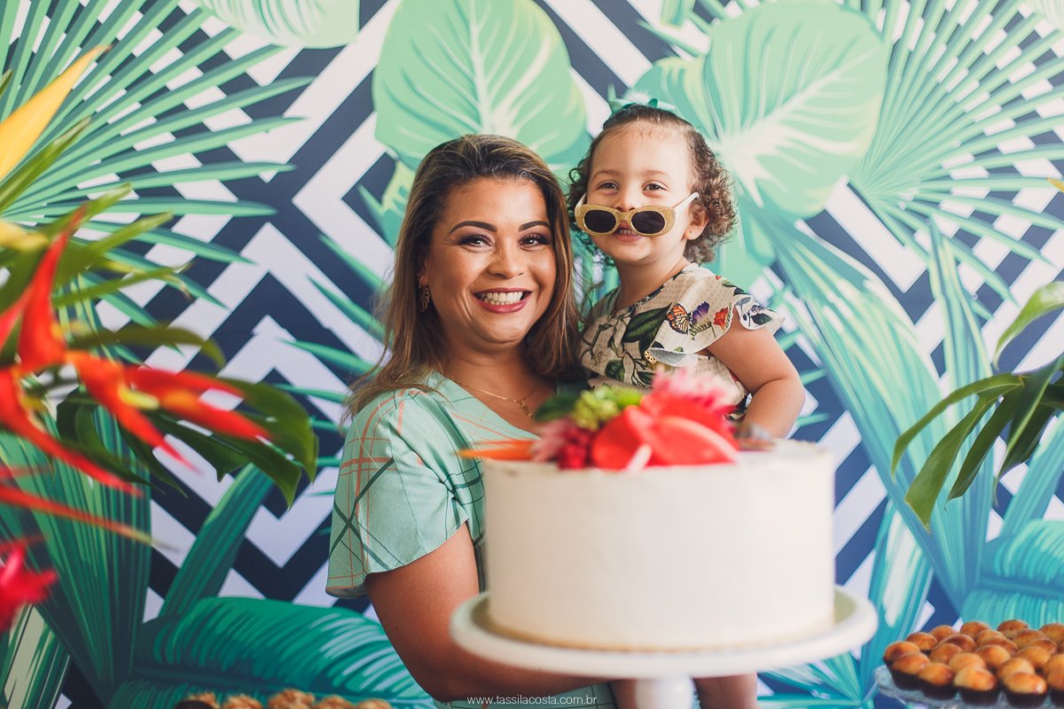 KEILA 42 ANOS, aniversário intimista, com buffet de Rico Gastronomia, fotografia de Tássila Costa, doces Regina Maynard, festa em Vila Velha ES