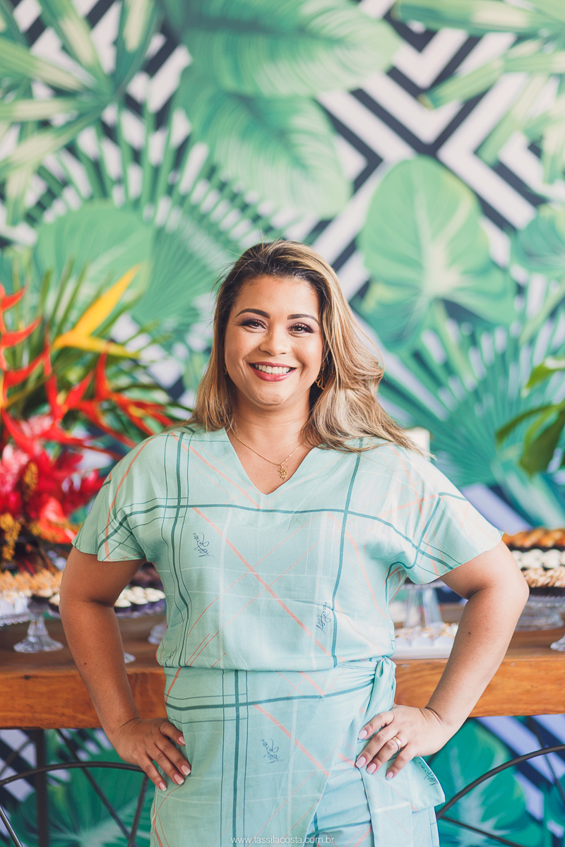 KEILA 42 ANOS, aniversário intimista, com buffet de Rico Gastronomia, fotografia de Tássila Costa, doces Regina Maynard, festa em Vila Velha ES