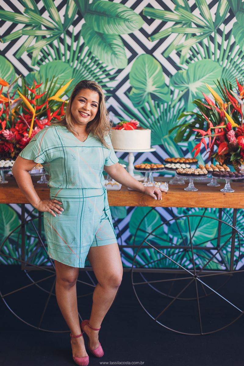 KEILA 42 ANOS, aniversário intimista, com buffet de Rico Gastronomia, fotografia de Tássila Costa, doces Regina Maynard, festa em Vila Velha ES