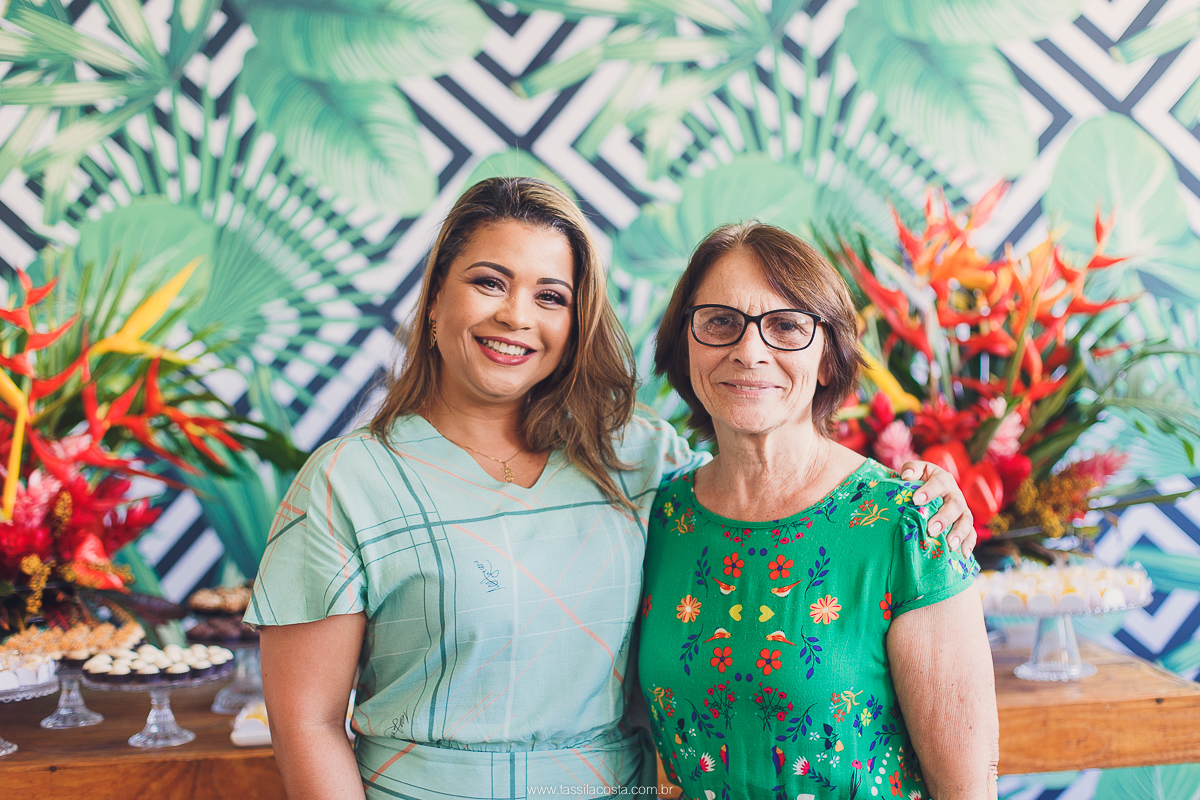 KEILA 42 ANOS, aniversário intimista, com buffet de Rico Gastronomia, fotografia de Tássila Costa, doces Regina Maynard, festa em Vila Velha ES