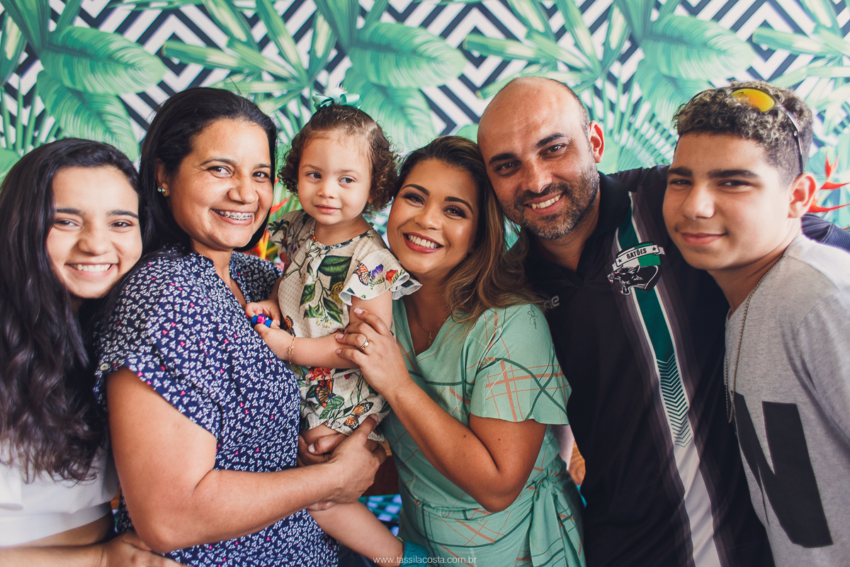 KEILA 42 ANOS, aniversário intimista, com buffet de Rico Gastronomia, fotografia de Tássila Costa, doces Regina Maynard, festa em Vila Velha ES