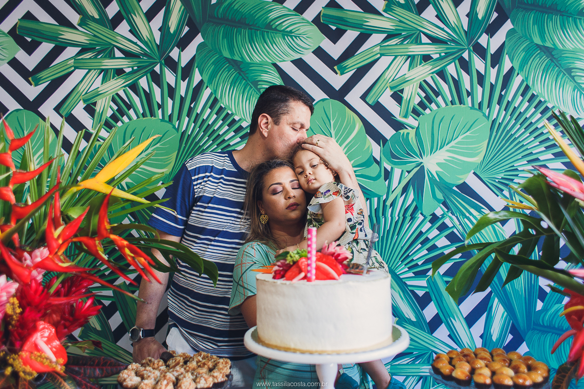 KEILA 42 ANOS, aniversário intimista, com buffet de Rico Gastronomia, fotografia de Tássila Costa, doces Regina Maynard, festa em Vila Velha ES