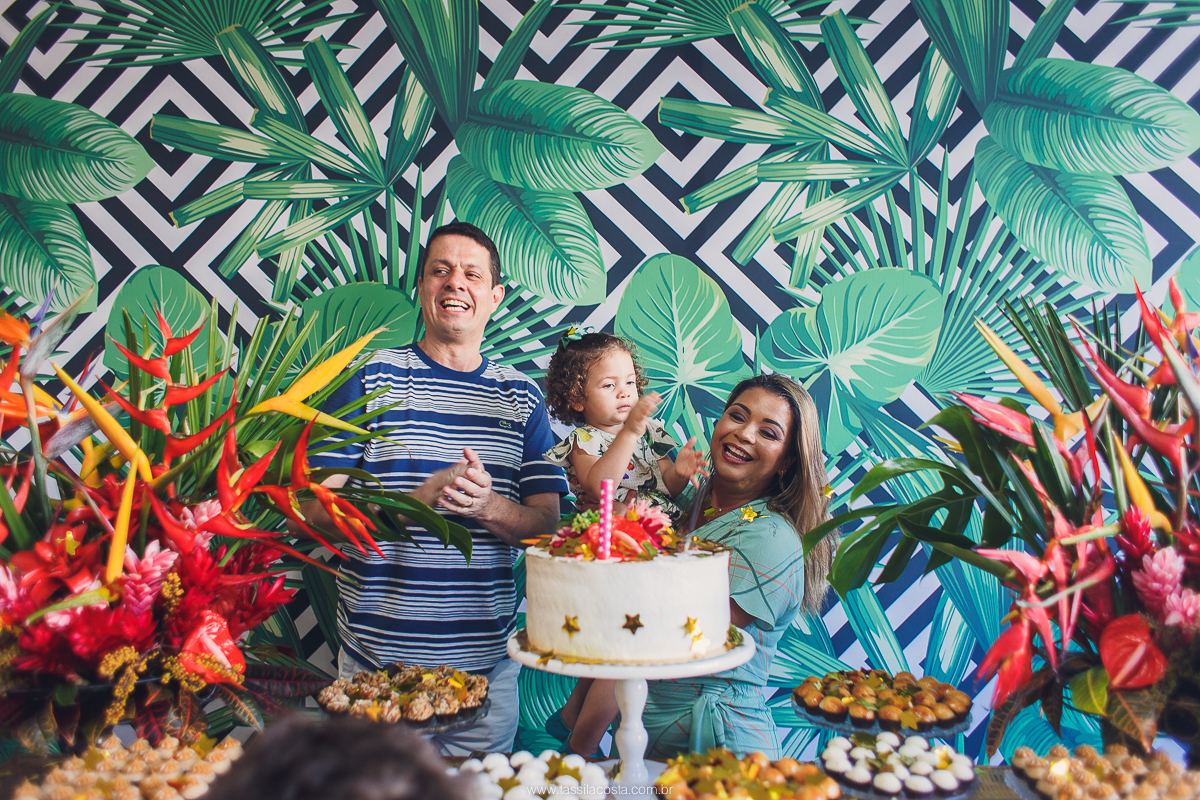 KEILA 42 ANOS, aniversário intimista, com buffet de Rico Gastronomia, fotografia de Tássila Costa, doces Regina Maynard, festa em Vila Velha ES