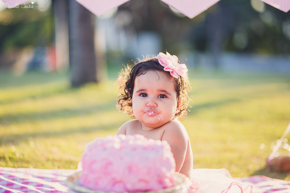 tássila costa, ensaio smash the cake, fotos lindas, familia especial, fotos de pré aniversário, 01 ano, manu 1 ano, aniversário dos sonhos, festa de vitória es, festa infantil em vix, cerimonial o mais legal, festa no O 
