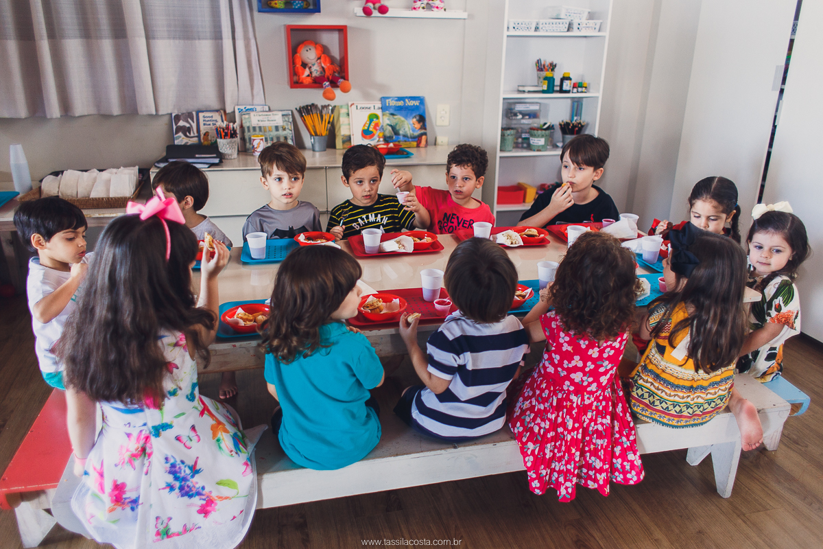 festa do Vitor, na brinquedoteca Na Brinca, tema do Batman, festa de menino, 4 anos, fotografia de festa infantil em Vitória ES, Tássila Costa ES, 