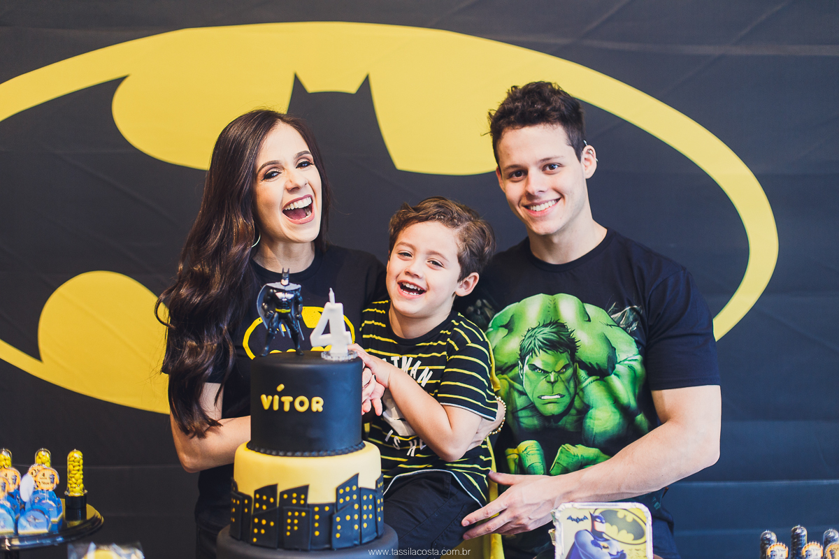 festa do Vitor, na brinquedoteca Na Brinca, tema do Batman, festa de menino, 4 anos, fotografia de festa infantil em Vitória ES, Tássila Costa ES, 