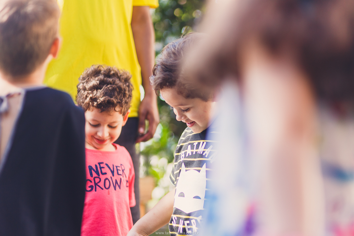 festa do Vitor, na brinquedoteca Na Brinca, tema do Batman, festa de menino, 4 anos, fotografia de festa infantil em Vitória ES, Tássila Costa ES, 
