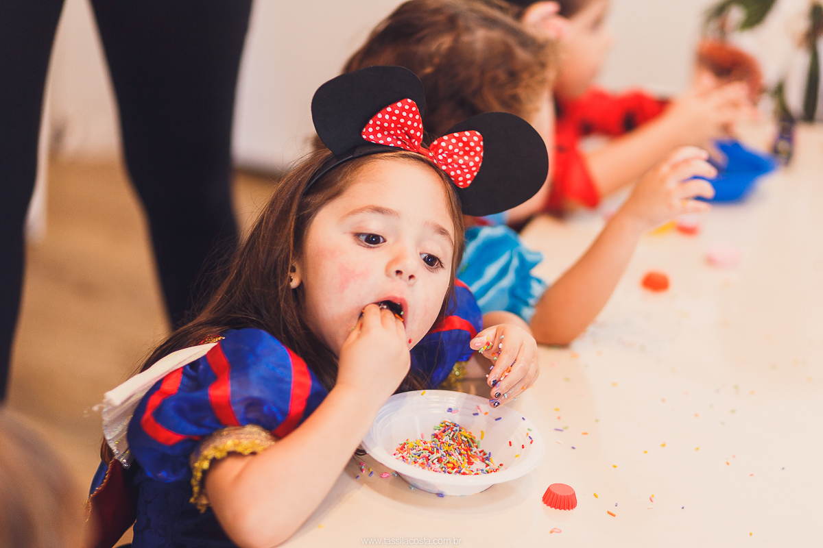 festa do Vitor, na brinquedoteca Na Brinca, tema do Batman, festa de menino, 4 anos, fotografia de festa infantil em Vitória ES, Tássila Costa ES, 