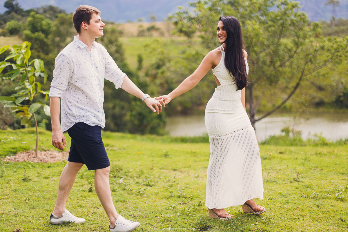 festa de noivado simples para família e amigos, Tássila costa fotografia, festa no sítio na família, Mayara e Lucas, Guarapari Recanto do Look